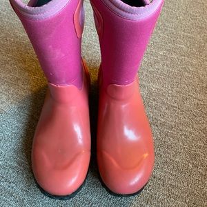 Girls Bogs boots